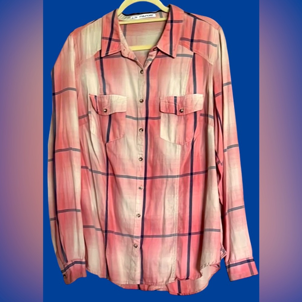 MAURICES Navy Blue/Pink/White Plaid Button Down Plus Size Shirt, Size 1X, GUC.